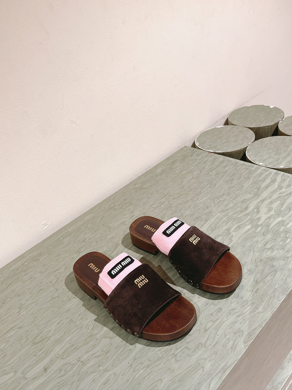 Miu Clogs 30mm Brown Pink Suede Wood 445657
