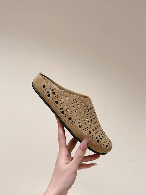 The Row 25ss Perforated Mule 20mm Beige Suede 451272
