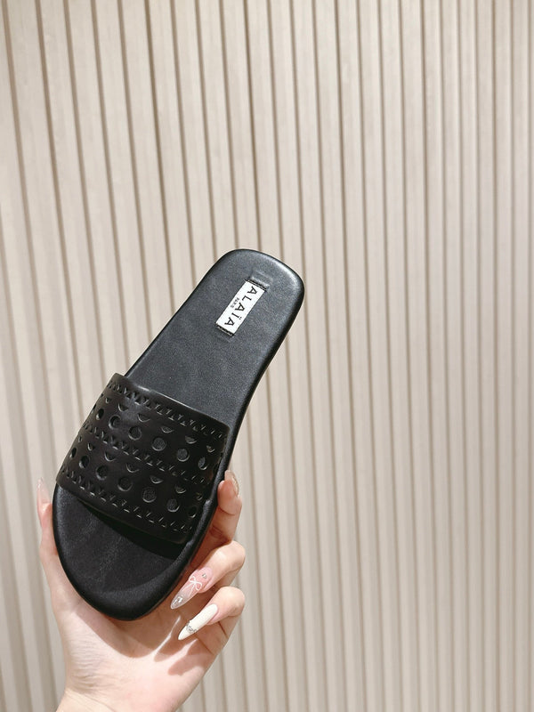 Alaia 2025 Hollow Slippers Black Leather 293653