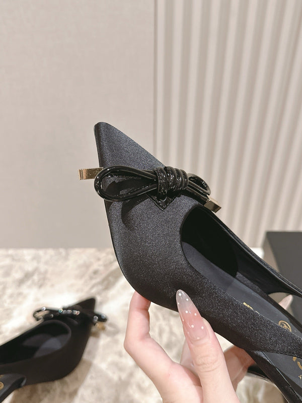 CC 25ss Bow Tie Slingbacks 85mm Black Satin & Patent Leather 447414