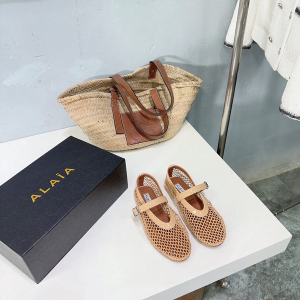 Alaia 25 Laminated Fishnet Ballet Flats Fawn Lambskin 621833