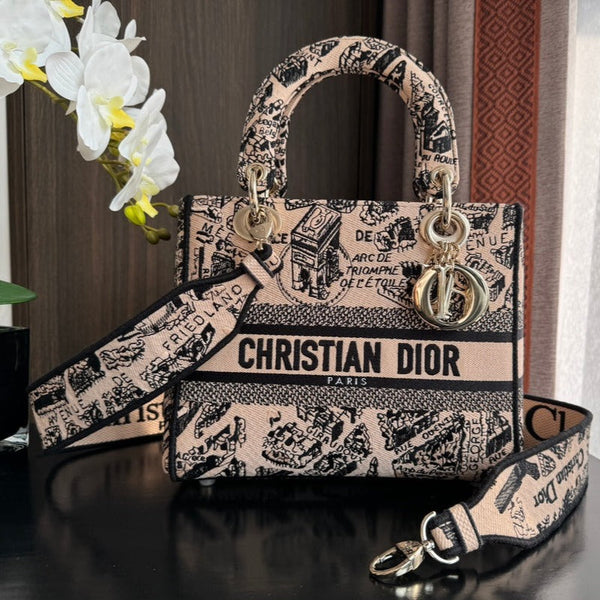 medium lady 24 black pink embroidery canvas