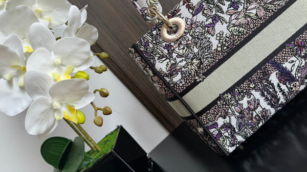 medium lady 24 multicolor flower embroidery