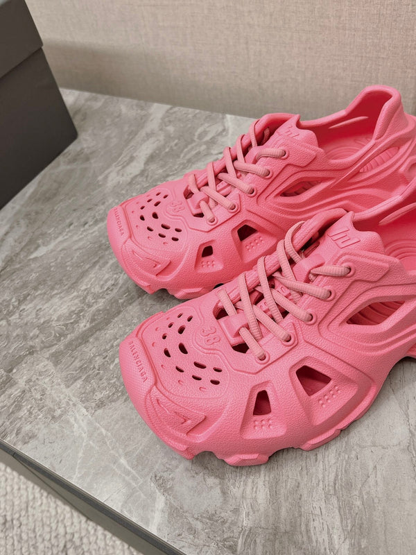 SNEAKERS IN PINK RUBBER