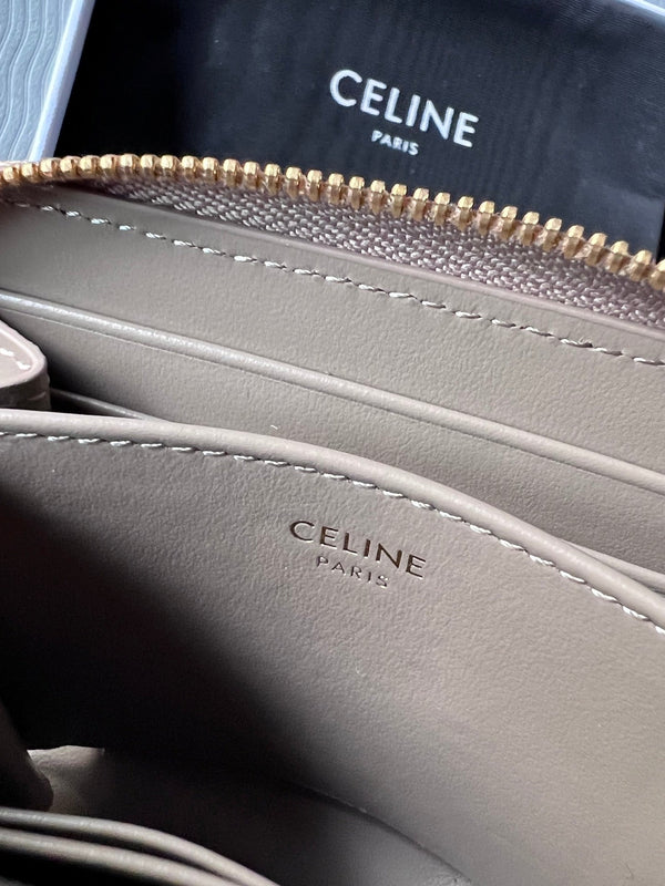 TRIOMPHE Compact Zipped Wallet Modern Taupe Cowhide Leather