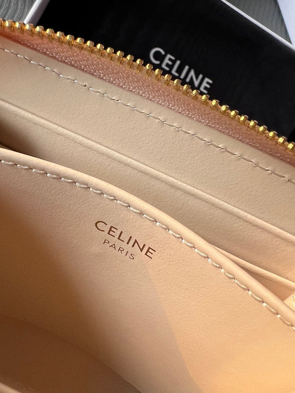 TRIOMPHE Compact Zipped Wallet Beige Cowhide Leather