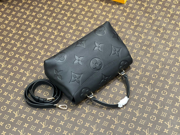 madeleine 30 black grained embossed calfskin