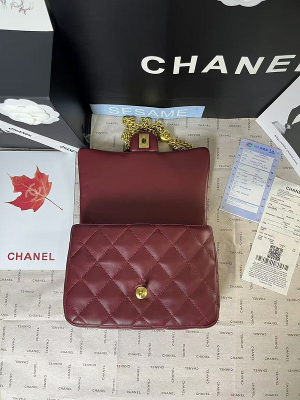 25C Mini Flap 24cm Pelle di agnello bordeaux Hardware a forma di cuore dorato