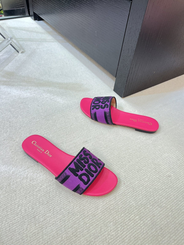 dway slide embroidered purple red cotton