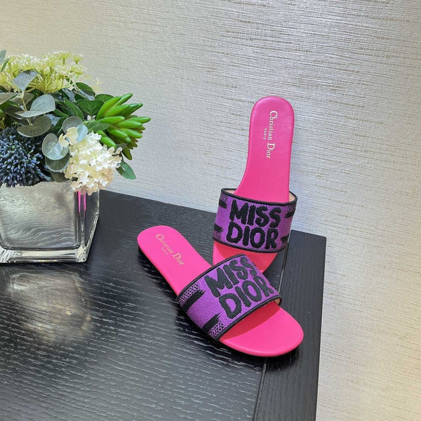 dway slide embroidered purple red cotton