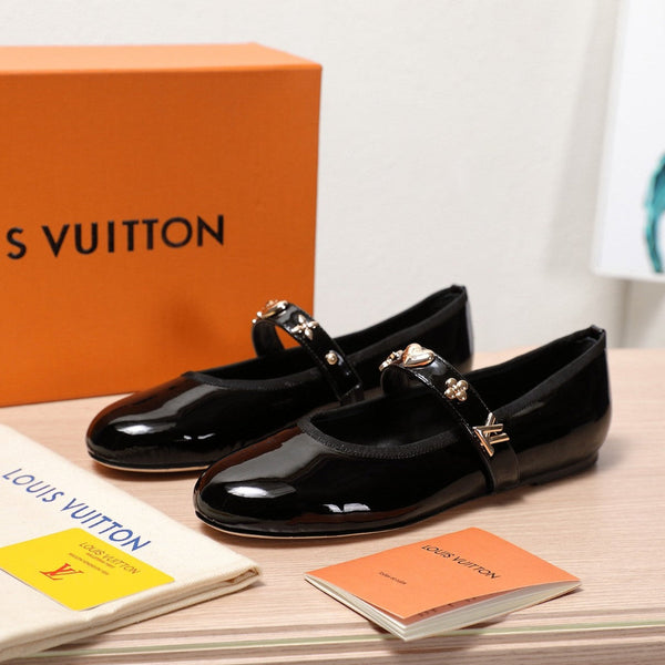LV 25C Romy Flat Black Patent calf Leather With gold logo 218307