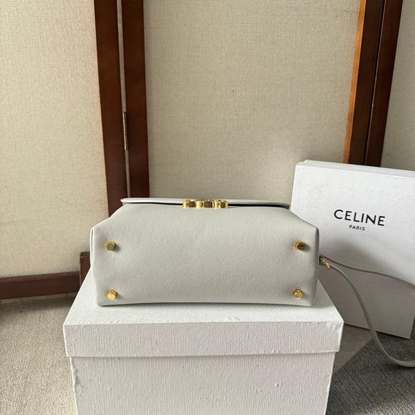MEDIUM NINO BAG 25 IN WHITE SOFT CALFSKIN GOLD HARDWARE