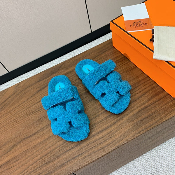 HM Chypre Sandal In Blue Lamb Wool 984176