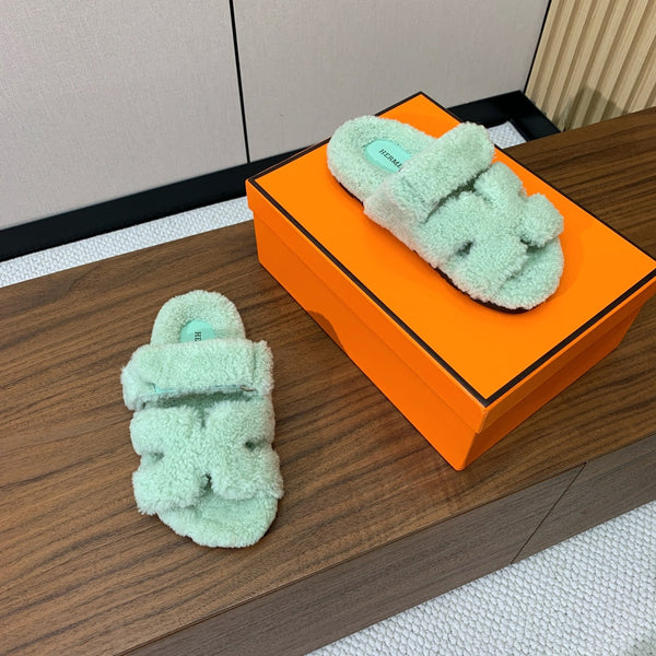 HM Chypre Sandal In Light Turquoise Lamb Wool 984178