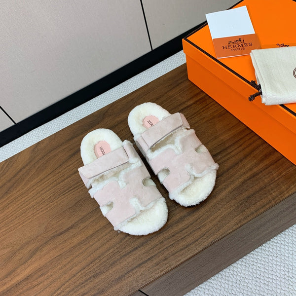 HM Chypre Sandal In Light Pink Mix White Fleece And Suede  984194