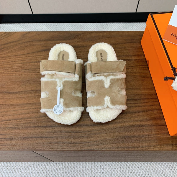 HM Chypre Sandal In Light Brown Mix White Fleece And Suede 984197