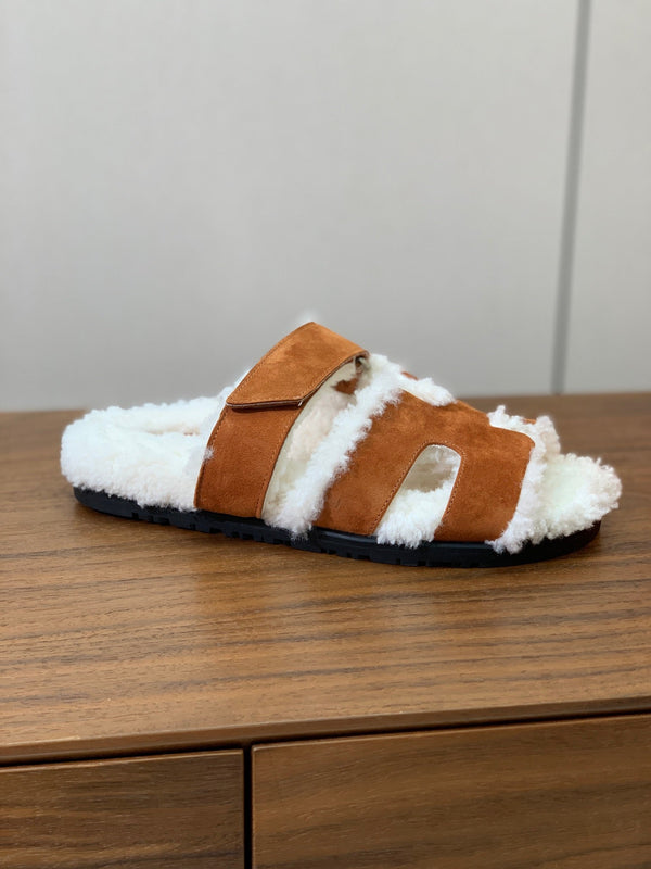 HM Chypre Sandal In Brown Orange Mix White Fleece And Suede  984198