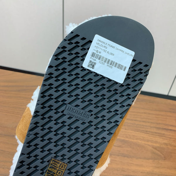 HM Chypre Sandal In Brown Mix White Fleece And Suede 984200