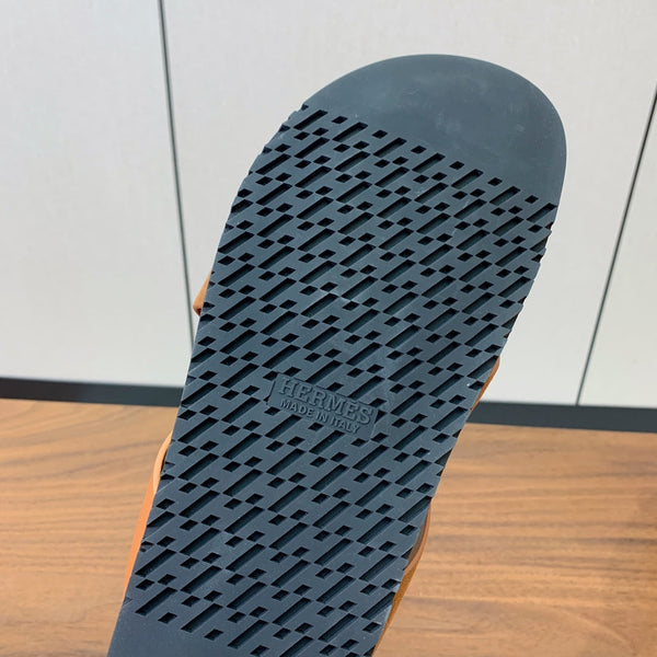 HM Kazimir Sandal Brown Black Suede Calfskin 294039