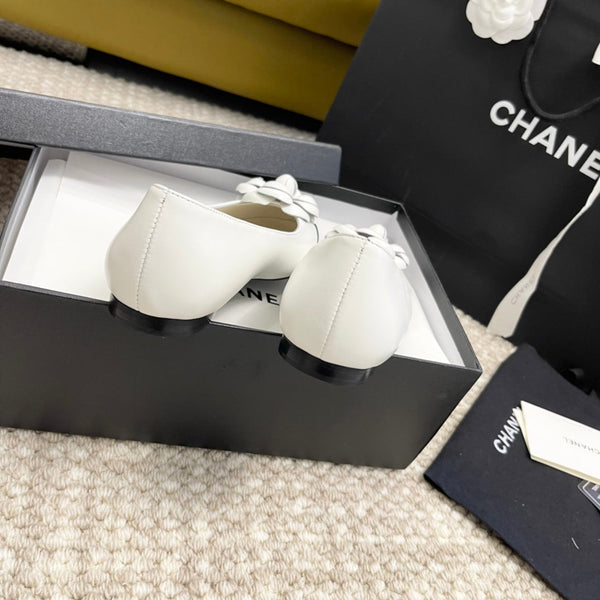 ballerina fiore vitello bianco vitello verniciato nero