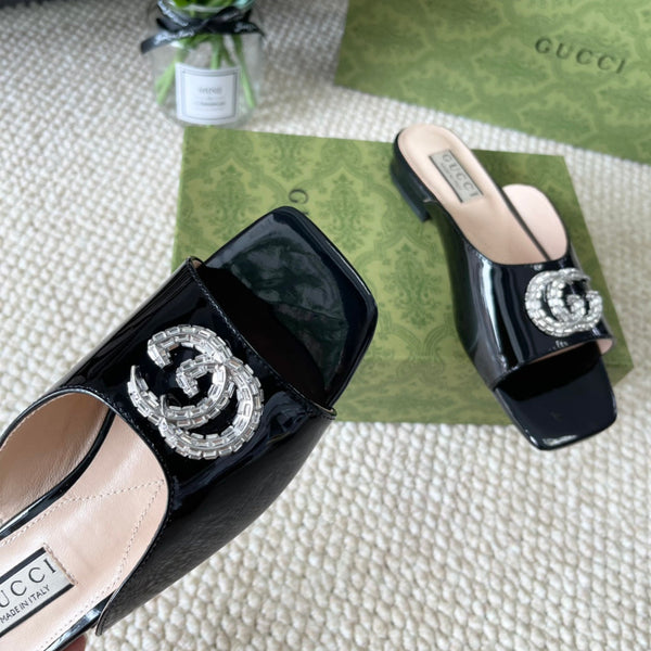SANDALO GG CRYSTAL SLIDES IN PELLE DI VITELLO NERA E CREMA
