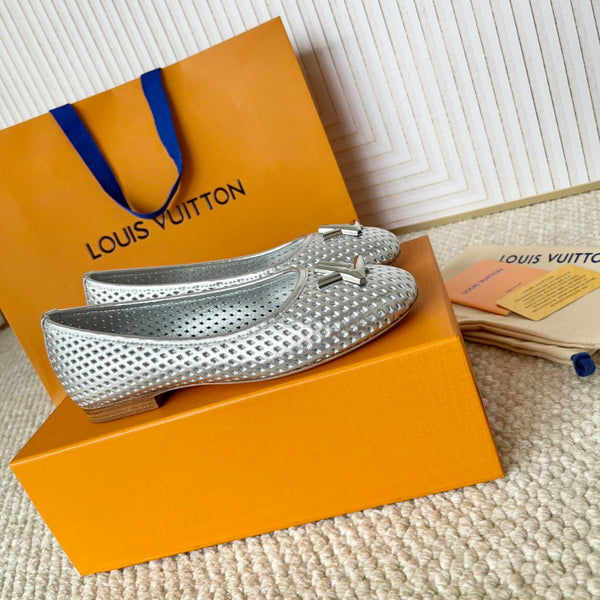 LV Shake Flat Ballerina Silver Cowhide