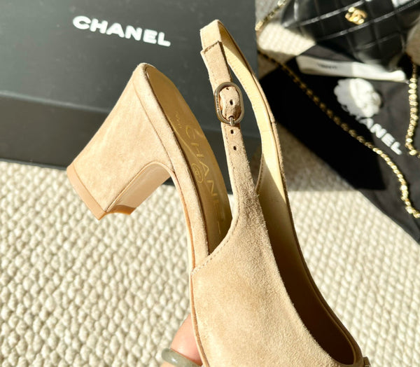 CC Slingback In Beige Suede 151518