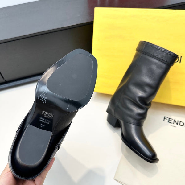 Fendi Ankle Boots Black Calfskin 472690