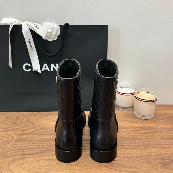 CC Short Boots Black Quilted Calfskin