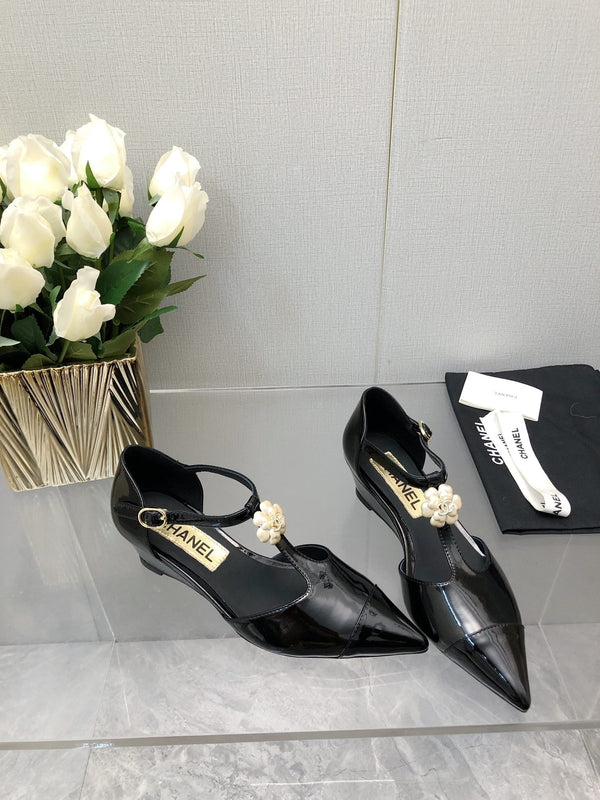 SANDALI CAMELLIA CAP JANE IN PELLE DI AGNELLO NERA