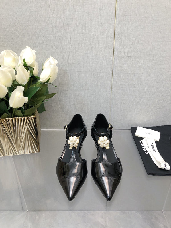 SANDALI CAMELLIA CAP JANE IN PELLE DI AGNELLO NERA