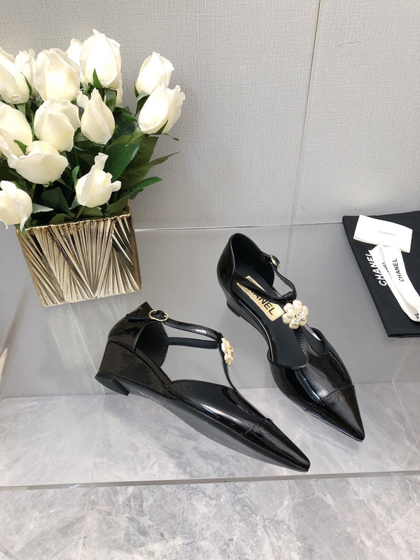 SANDALI CAMELLIA CAP JANE IN PELLE DI AGNELLO NERA