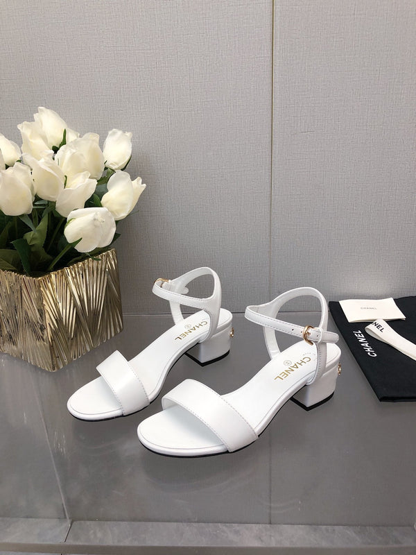 BLOCK HEEL 5 CM SANDAL IN WHITE LAMBSKIN