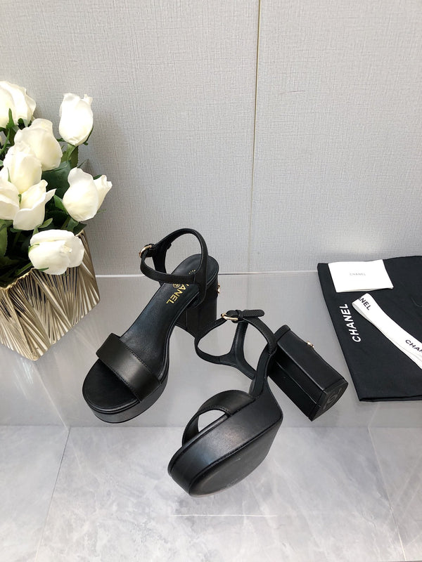 BLOCK HEEL 9 CM SANDAL IN BLACK LAMBSKIN