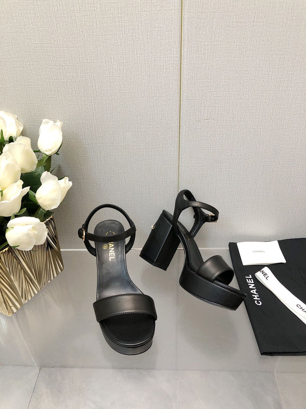 BLOCK HEEL 9 CM SANDAL IN BLACK LAMBSKIN