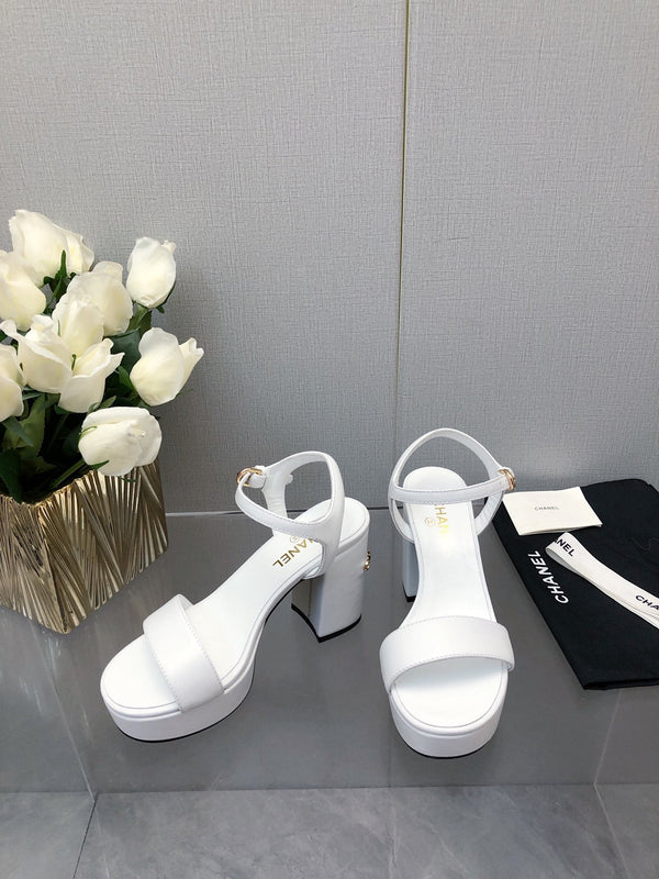 BLOCK HEEL 9 CM SANDAL IN WHITE LAMBSKIN