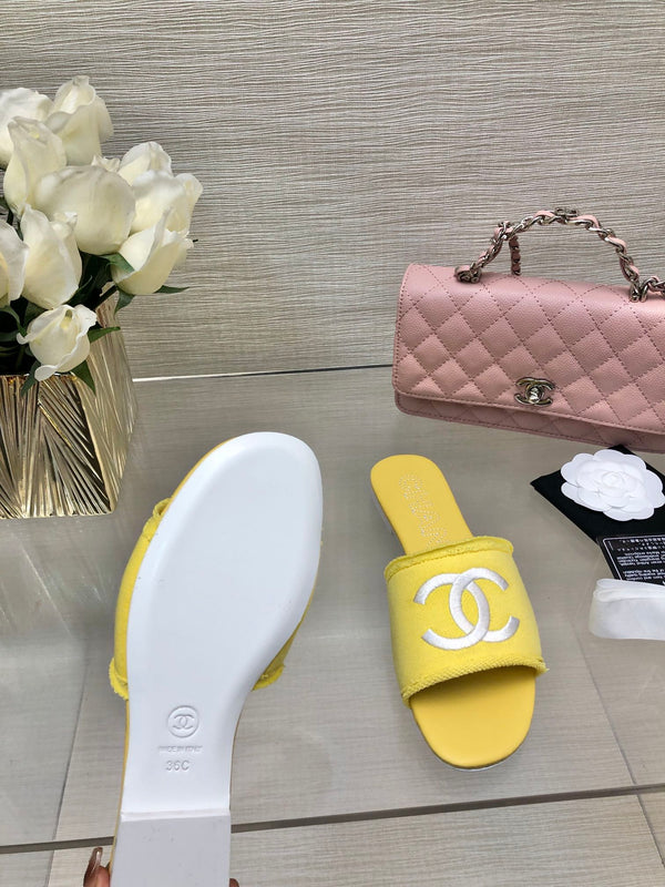 CC 25C Slippers Yellow Fabric Material 212965