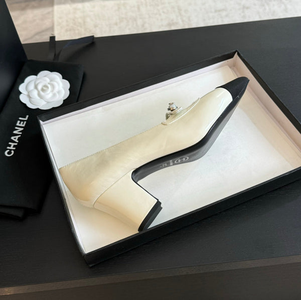 Double C WOMEN'S SHOES SPIRIT TOE White Lambskin