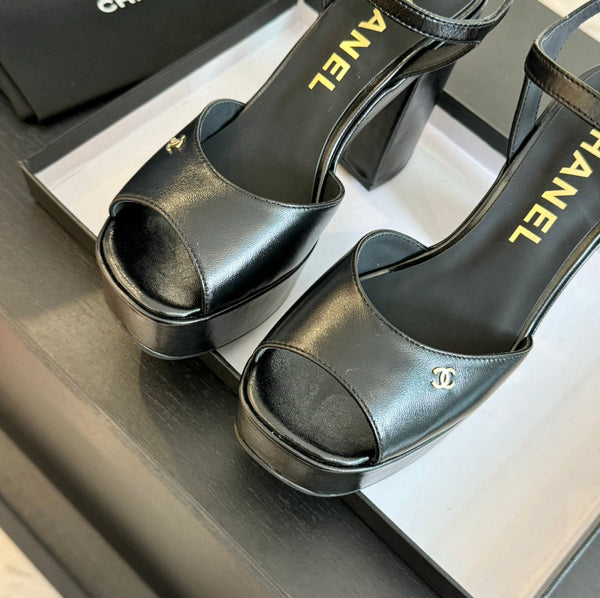 HIGH HEEL PLATFORM SANDALS IN BLACK CALFSKIN