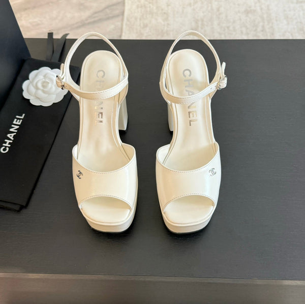 HIGH HEEL PLATFORM SANDALS IN WHITE CALFSKIN