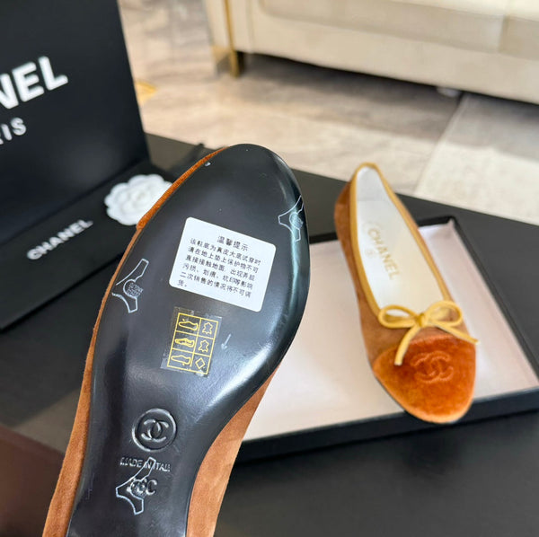 ballerina in pelle scamosciata marrone tela ambra