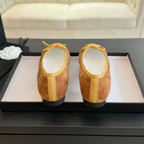 ballerina in pelle scamosciata marrone tela ambra