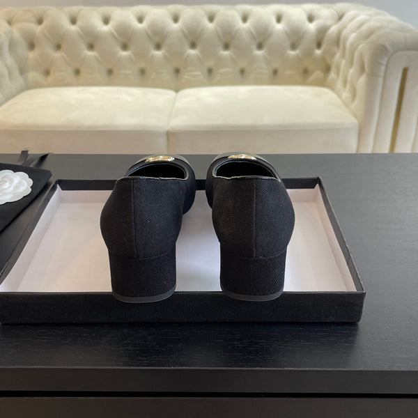 cc pump 50 black grosgrain calfskin