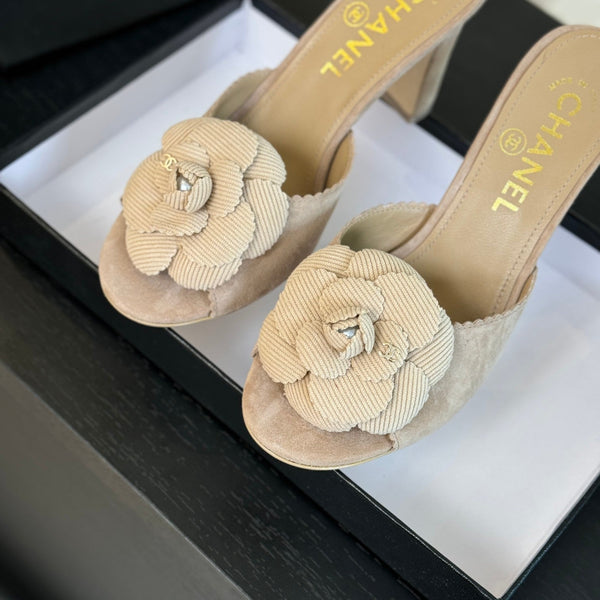 CC Mules 80mm Beige Suede