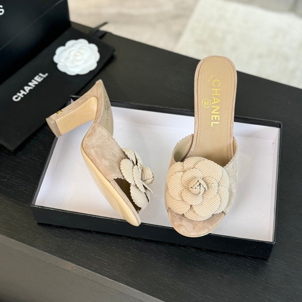 CC Mules 80mm Beige Suede