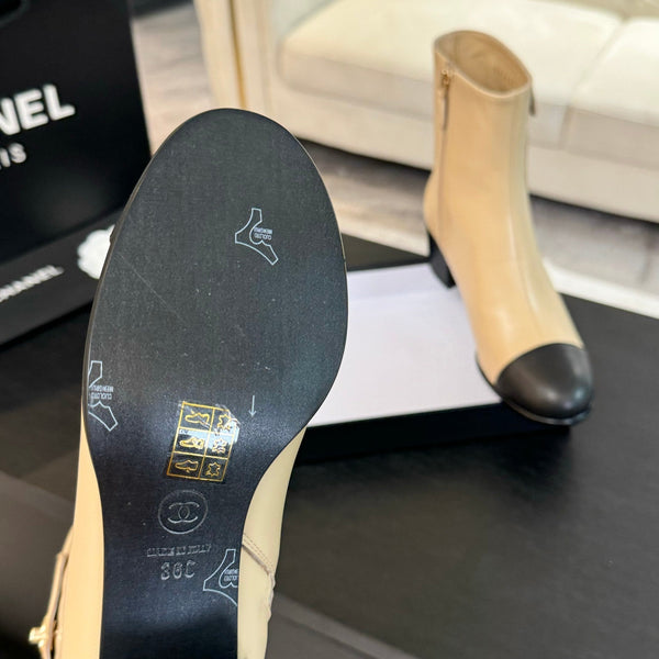 CC Ankle Boots 50mm Beige Black Lambskin