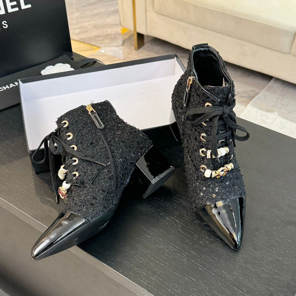 Stivaletti CC in tessuto tweed con perline nere e pelle di agnello