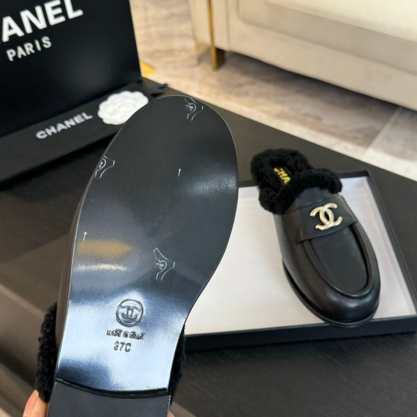 CC Mule Black Calfskin Lamb Wool