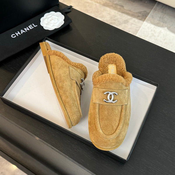 CC Mule Beige Suede Lamb Wool