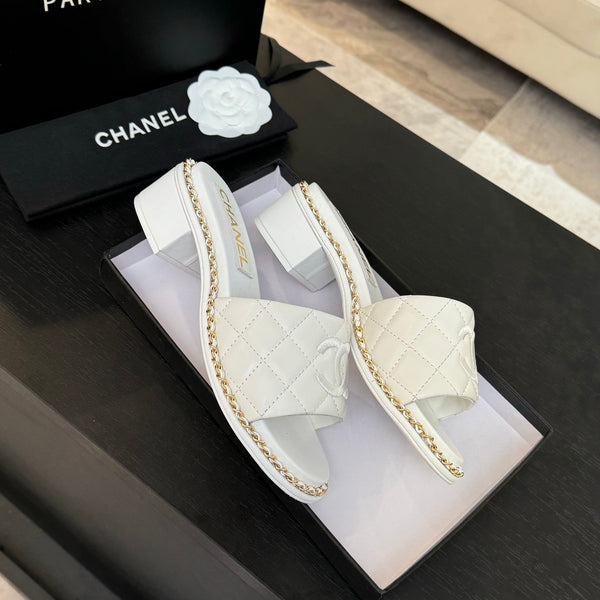 HIGH FLATFORM SLIPPER IN WHITE EMBOSSED SHEEPSKIN